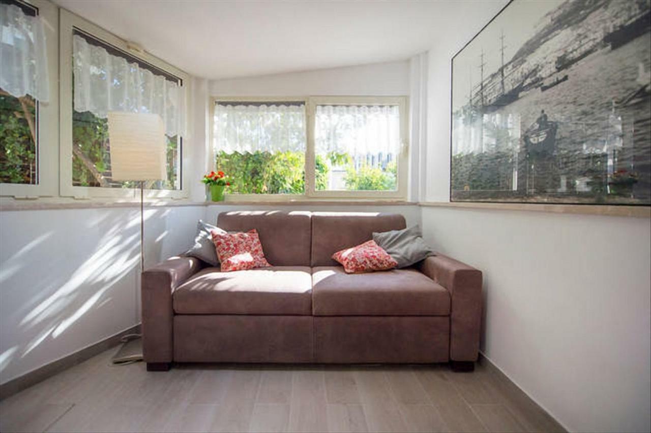Garden House Apartments In Neapel Exterior foto