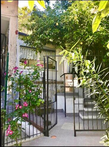 Garden House Apartments In Neapel Exterior foto
